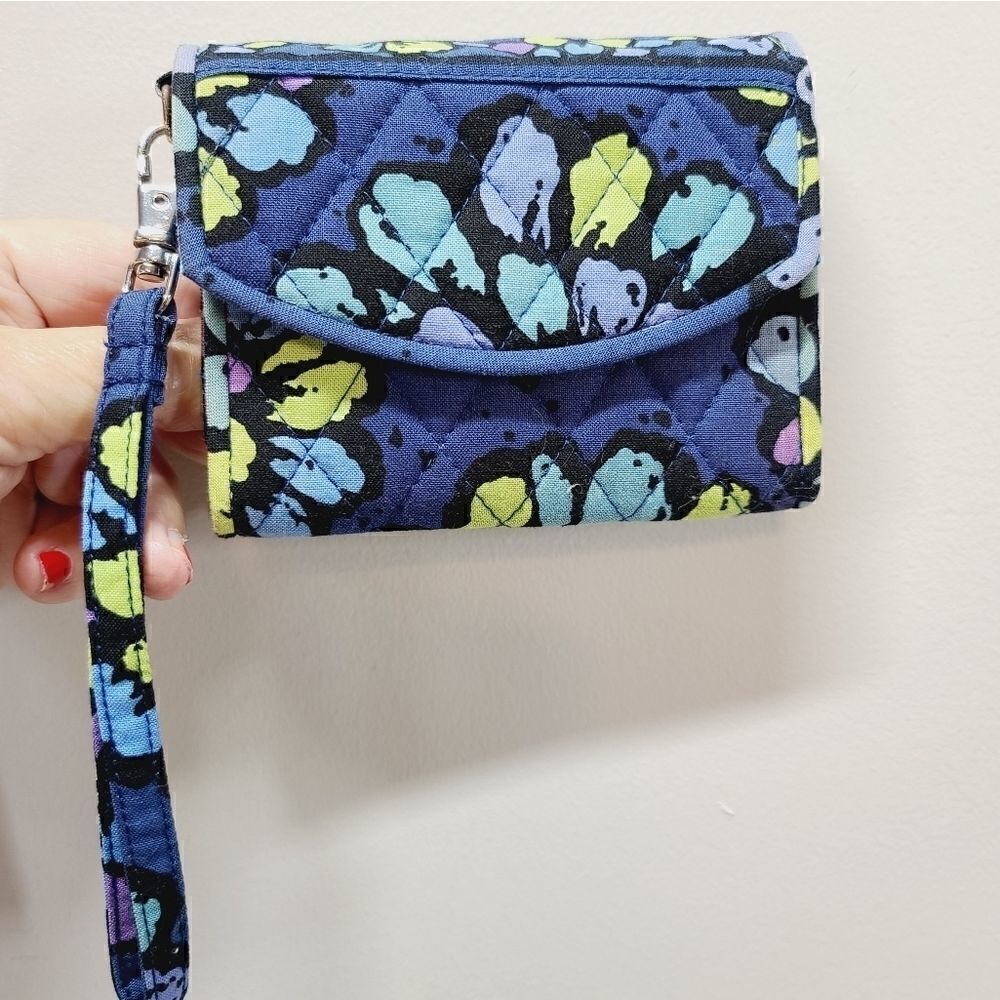 Vera Bradley "Indigo Pop" Wristlet